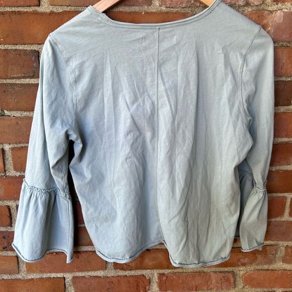 Abercrombie & Fitch Light Blue 3/4 Bell Sleeve Tee - Picture 6 of 7